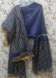 Elegant Blue Floral Kurta Set