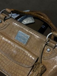 da Milano Stylish Tan Croc Embossed Hobo Bag