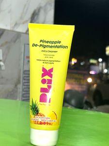 Plix Pineapple De-Pigmentation Face Wash