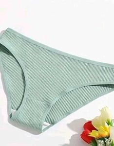 Comfortable Striped Briefs 4-Pack
