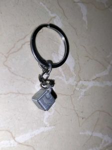 Stylish Cube Design Keychain