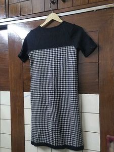 Houndstooth Knit Mini Dress