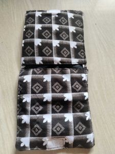 Sanitary napkin pouch