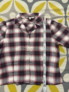 Red &amp; White Plaid Cropped Shirt