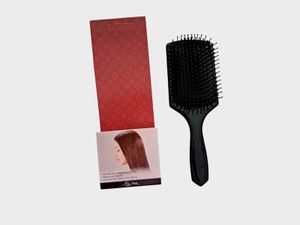 KAI Hair Brush
