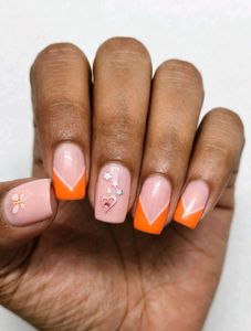 “Perfect nude for every outfit 🤍”