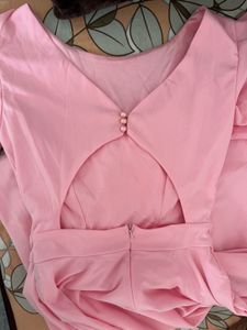 Chic Pink Midi Dress with Back Cutout