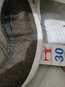 Stylish Brown Patterned Trousers SIZE 30