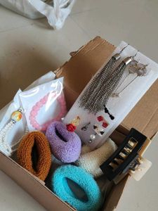 Assorted Jewelry & Hair Accessories