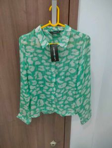 Chic Green Animal Print Button-Up Shirt