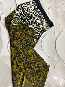 Beautiful Indian Saree with Intricate Pattern