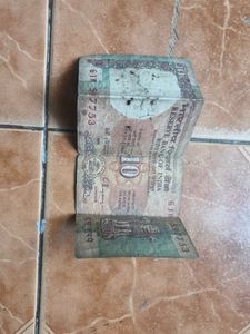 10 rs very old note