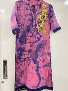 Vibrant Tie-Dye Kurti with Floral Embellishments