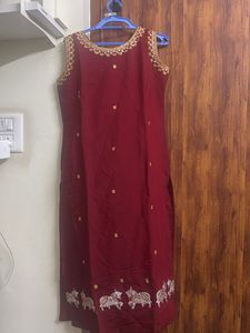 Embroidered Maroon Kurta set with dupatta