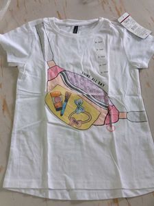 9-10 year Girls White T-Shirt with Fun Graphic