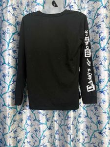 Daddy’s lil monster 💕long Sleeve Graphic T-