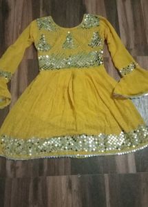 yellow shrara  suit