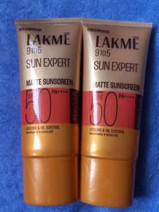 Lakme Sun Expert Matte Sunscreen SPF 50 duo