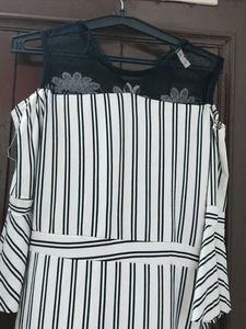 Chic Striped Cold Shoulder Dress with Flower Detai