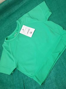 Vibrant Green Seamless Crop Top no 83