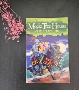 story book: Magic Tree House: Castle of Mystery