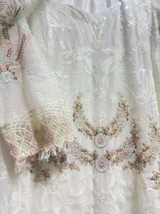 Elegant White Embroidered Kurta