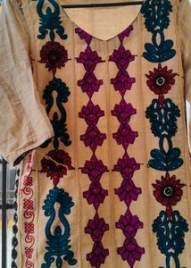 Beautifully Embroidered Kurta set with chudidar