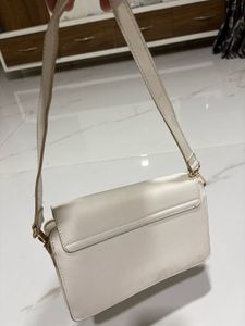 Esbeda White Crossbody Bag