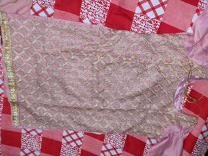 Elegant Pink Embroidered Kurta