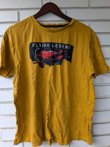 Yellow "Flying Legend" Graphic T-Shirt