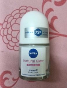 NEW. NIVEA Natural Glow Deodorant