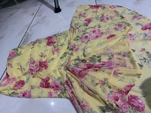 Chic Yellow Floral Puff Sleeve Wrap Top