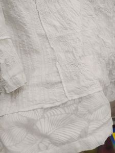 White Short Kurti With Thread Embroidery