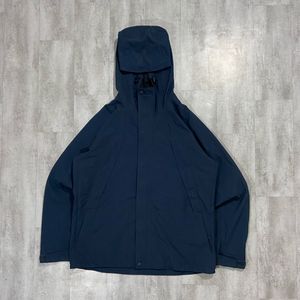 Uniqlo Modern Navy Utility Mountain Parka