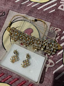 Elegant Kundan Necklace Set