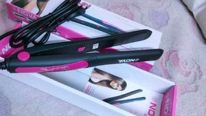 Nova Hair Straightener