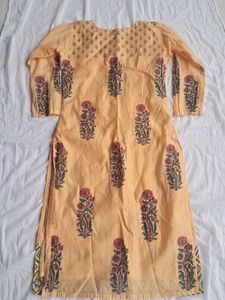Festive Gold straight kurta with red flower print