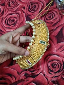Elegant Gold-toned Necklace