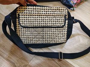 Vintage Houndstooth Crossbody Bag