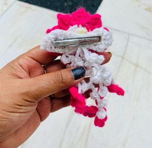 crochet hair clip