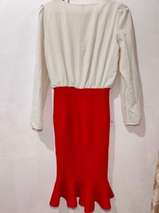 Chic Red &amp; Off-White Long Sleeve Dress