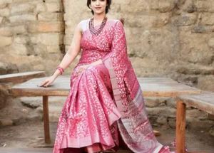 Elegant Pink Banarasi Saree With freebie 🎁