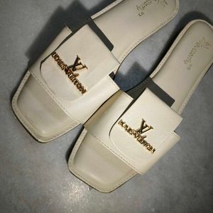 FIXED PRICE Stylish Women's Cream Slides