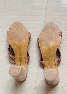 Stylish Braided Strap Flat Sandals
