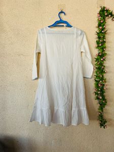 White Embroidered dress/kurta