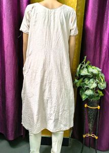 Elegant Kurta Churidar Set with Paisley Print