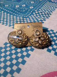 Gold Plated Heavy Earrings, Pack Of 1 ( New)