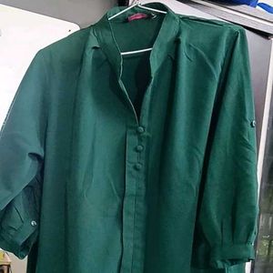 Dressberry Green Top
