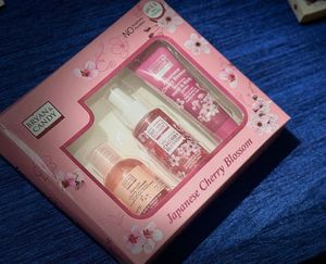 BRAYAN AND CANDY BATH SET CHERRY BLOSSOM