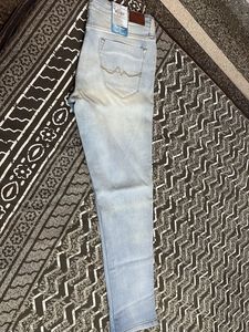 Light Wash Distressed Jeans